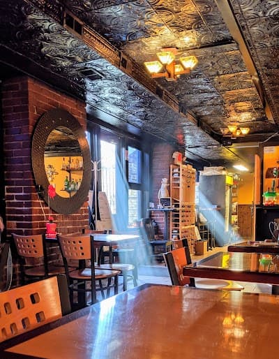 Luis' Place