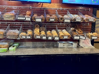 Pizagels Pizza & Bakery