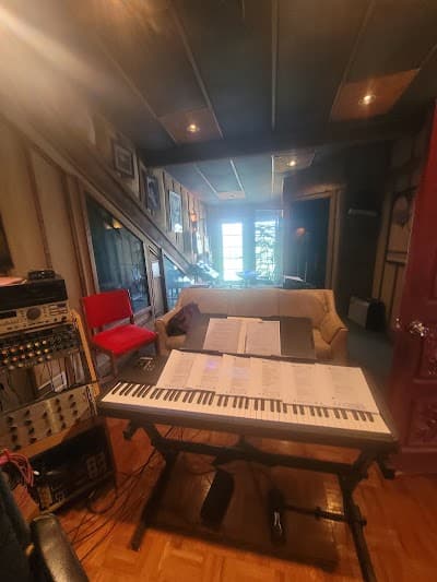 Emma P. Studio
